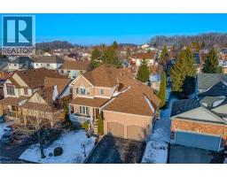 171 ENDEAVOUR Drive - 2