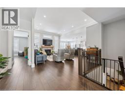 120 VILLAGE Road - 10