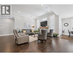 120 VILLAGE Road - 11