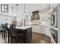 120 VILLAGE Road - 16