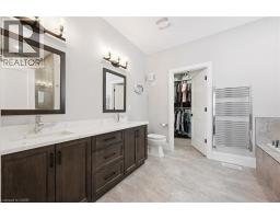 120 VILLAGE Road - 23