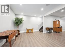 120 VILLAGE Road - 27