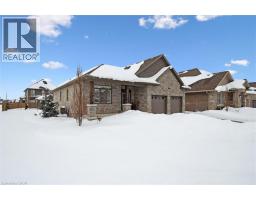 120 VILLAGE Road - 3