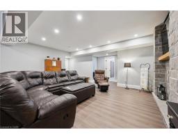 120 VILLAGE Road - 30