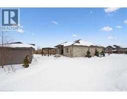 120 VILLAGE Road - 37