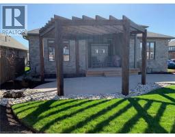 120 VILLAGE Road - 42