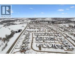 120 VILLAGE Road - 47