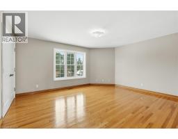 15 ROYAL YORK Court - 24