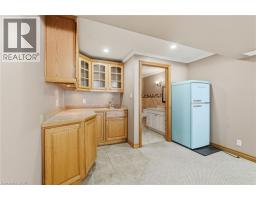 15 ROYAL YORK Court - 28