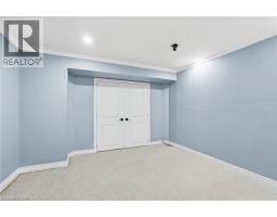 15 ROYAL YORK Court - 32