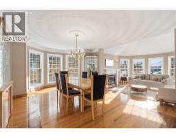 15 ROYAL YORK Court - 9