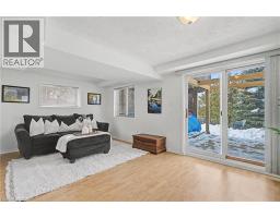 919 VERONICA Court - 30