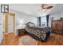 55 GREEN VALLEY Drive UnitNo. 1812 - 20