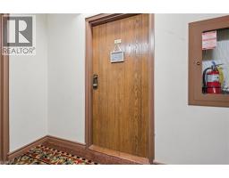 55 GREEN VALLEY Drive UnitNo. 1812 - 3