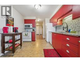 55 GREEN VALLEY Drive UnitNo. 1812 - 7