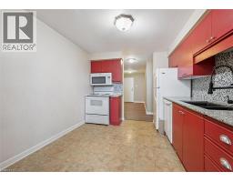 55 GREEN VALLEY Drive UnitNo. 1812 - 8