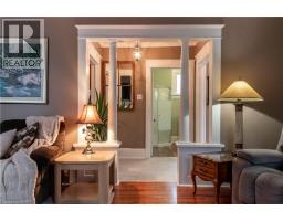 46 MAIN Street S - 12