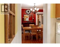 46 MAIN Street S - 16