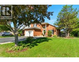 2 CALEDONIA Avenue - 32