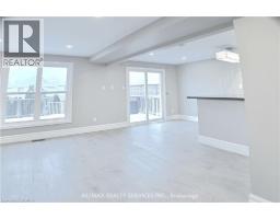 662 N ELGIN Street N - 19