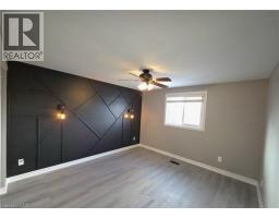 662 N ELGIN Street N - 32