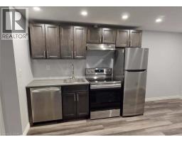 662 N ELGIN Street N - 44