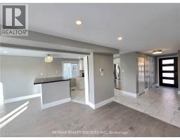 662 N ELGIN Street N - 9