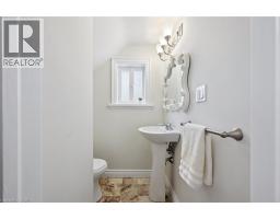 42 LANSDOWNE Road N - 18