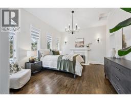 42 LANSDOWNE Road N - 22