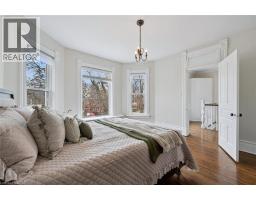 42 LANSDOWNE Road N - 26