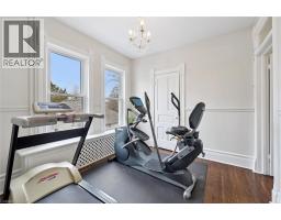 42 LANSDOWNE Road N - 28