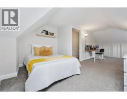 42 LANSDOWNE Road N - 31