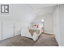 42 LANSDOWNE Road N - 33