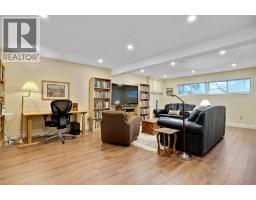 604 WHITE OAK Drive - 33