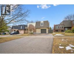 93 GRAND RIVER Boulevard - 2