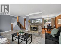 324 WOODWORTH Drive W - 12