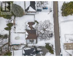 324 WOODWORTH Drive W - 40