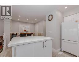 128 KARALEE Crescent - 13