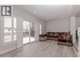 128 KARALEE Crescent - 18