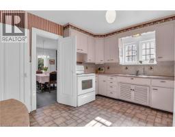 808 QUEENS Boulevard - 17