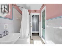 808 QUEENS Boulevard - 30