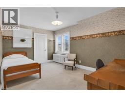 808 QUEENS Boulevard - 31