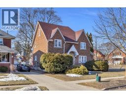 808 QUEENS Boulevard - 4