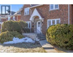 808 QUEENS Boulevard - 7