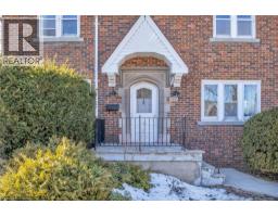 808 QUEENS Boulevard - 8