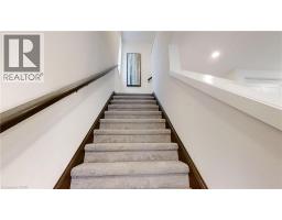 73 JULIE Crescent - 10