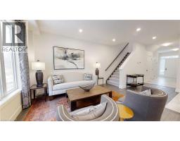 73 JULIE Crescent - 9