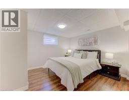 105 STIEFELMEYER Crescent - 30