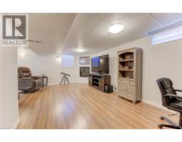 105 STIEFELMEYER Crescent - 31