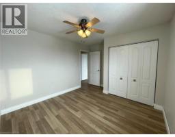 443 LAUSANNE Crescent - 24